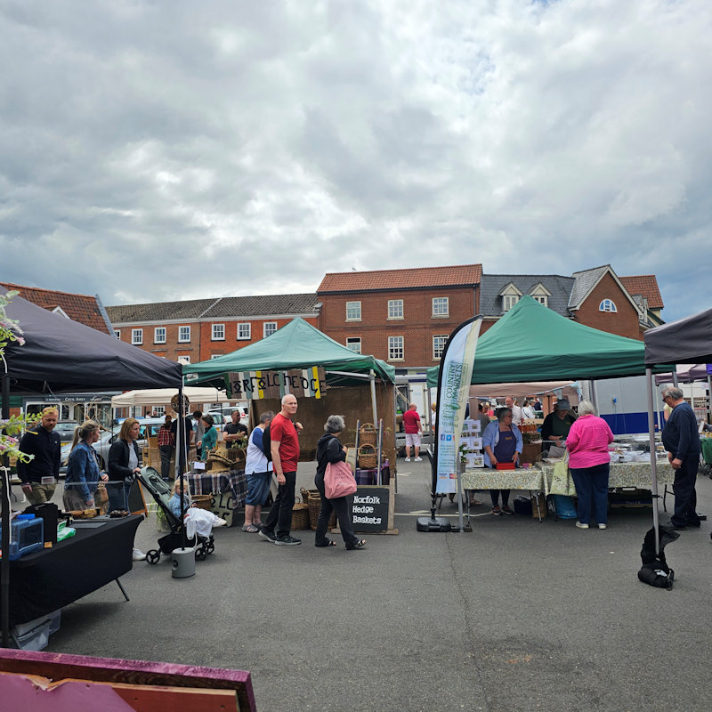 Aylsham Food and Craft Market, Market Place, Aylsham, Norfolk, NR11 | Aylsham Food and Craft Market (formally Aylsham Farmers' Market) operates the first Saturday of every month in the historic and beautiful setting of Aylsham Market Place near the Blickling Estate in North Norfolk. | farmers, market, makers, artisans, producers, food, craft, aylsham, north, norfolk