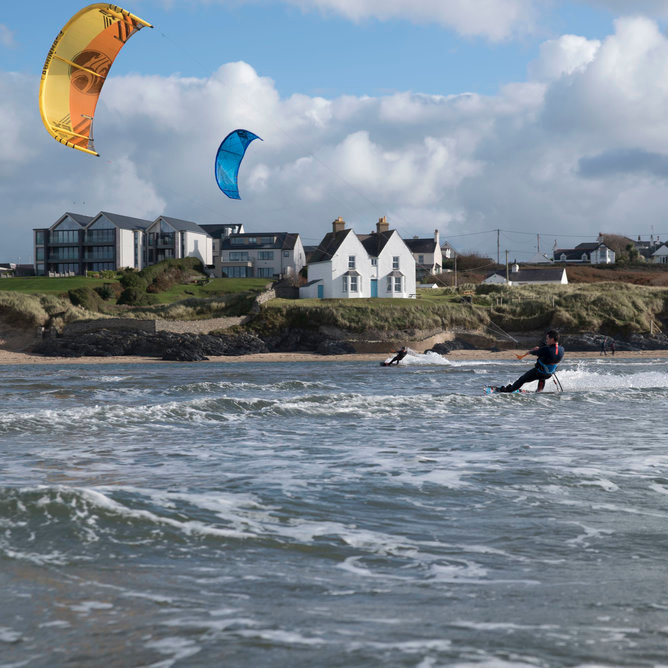1 Week Zero to Hero Kitesurf Course, Hunstanton, Norfolk. Pick ups can be arranged from Burnham Deepdale. | A five day kitesurf course to get you from beginner to intermediate.  | hunstanton, kite, surf, norfolk, coast, north, brancaster, cbk, surfing