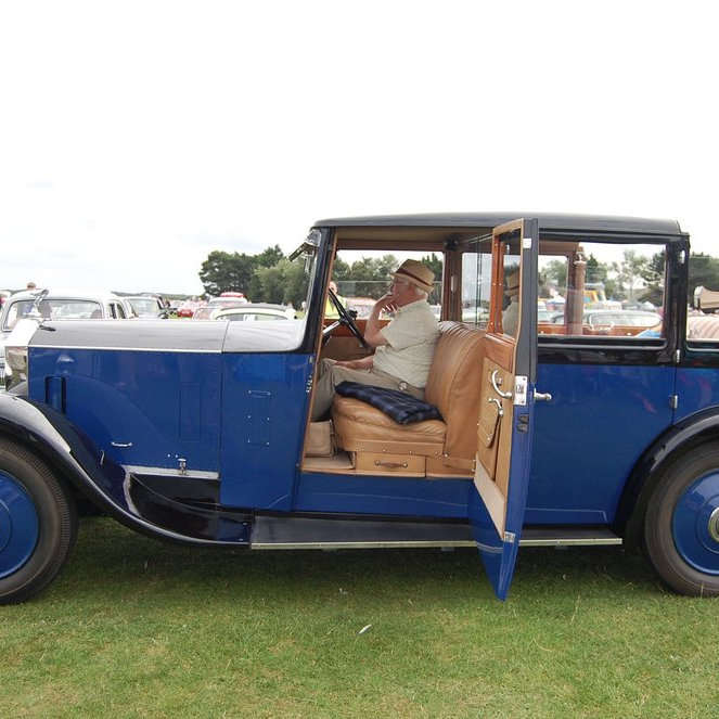 Hunstanton Kite & Classic Car Festival, Hunstanton, Norfolk Coast | Get ready for a great day out this summer and bring your family and friends to Hunstanton's famous Kite Fair & Classic Car Festival. | hunstanton, kite, festival, classic, car