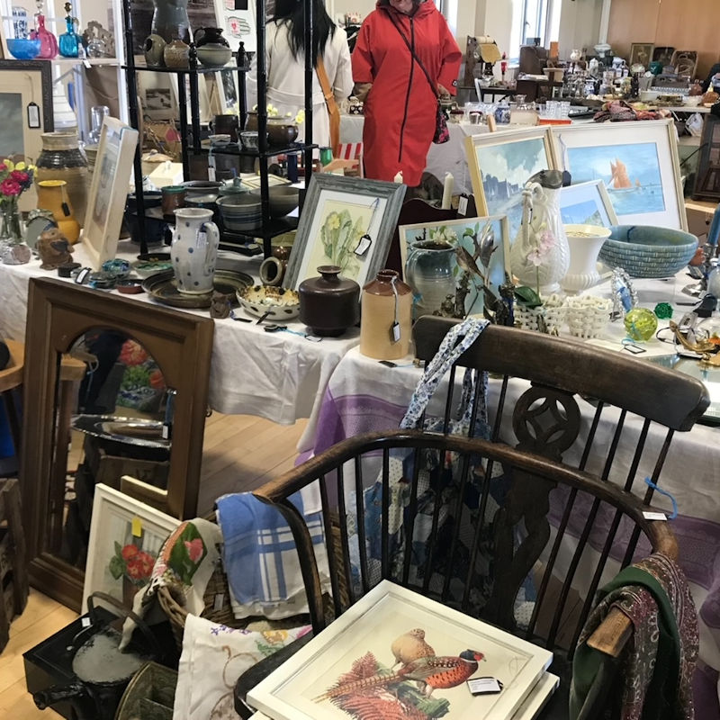 Thornham Antique & Vintage Fair, Thornham Village Hall, Thornham Village Hall, High Street, Thornham, Norfolk, PE36 6LX | Quality, interesting and unusual items from local enthusiasts. | Antiques vintage collectables kitchenalia furniture local items books jewellery paintings pottery glass china