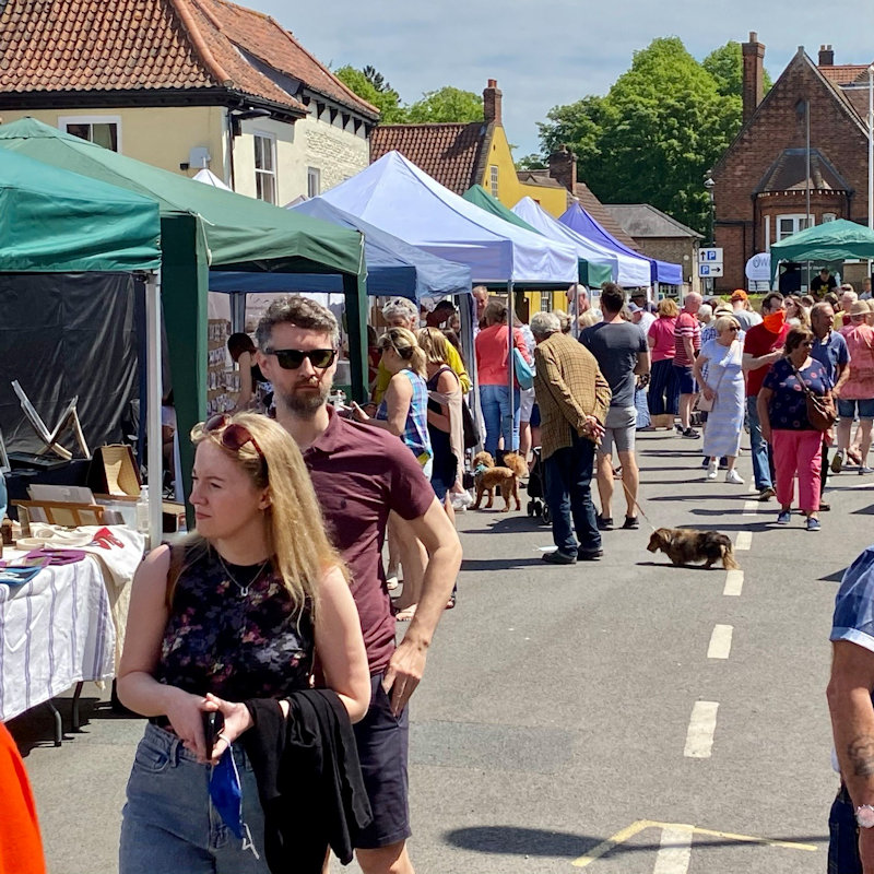 Holt Sunday Market, Holt, North Norfolk | Head over to the pretty Georgian Town every Sunday throughout April to December with over 30 artisan stalls selling everything from pottery and tea to jewellery and cakes! | market, hold, north, norfolk, shopping